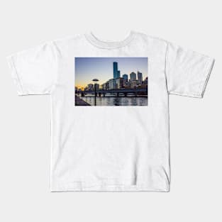 Yarra footbridge, Melbourne, Victoria, Australia. Kids T-Shirt